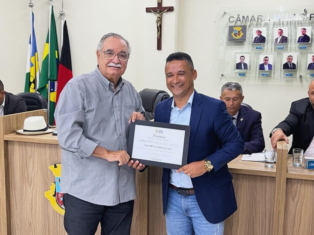 Entrega De Título De Cidadão Condense é Destaque Em A Sessão Ordinária Realizada Nesta Segunda Feira (22)
